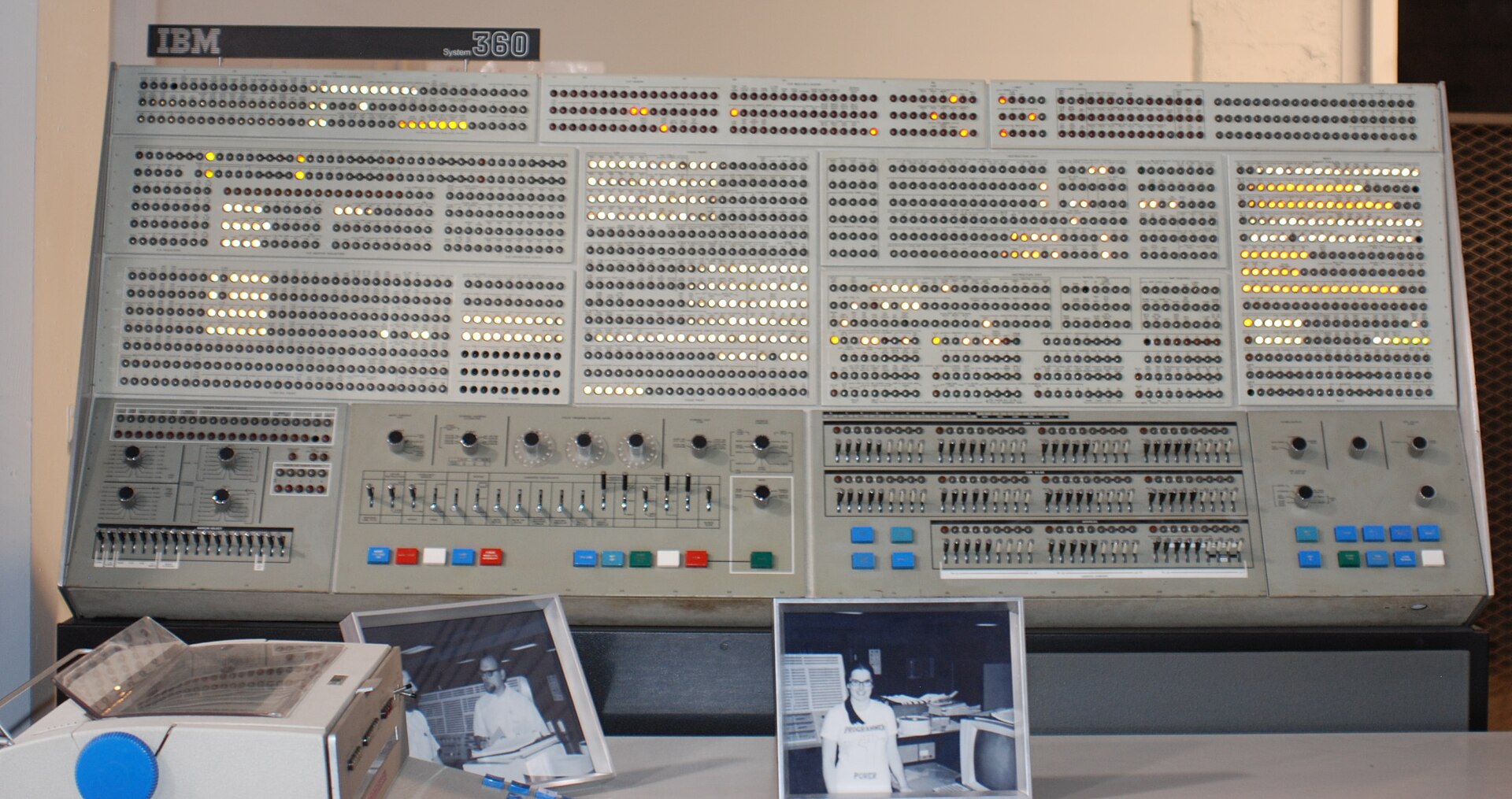 Front panel of an IBM System/360 Model 91, as displayed at the Living Computer Museum, Seattle.